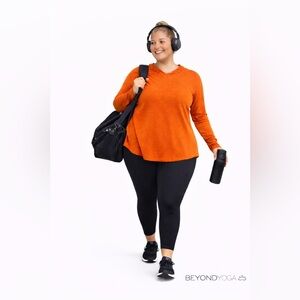 Beyond Yoga Featherweight Hooded Long Sleeve Top Size XLarge Orange